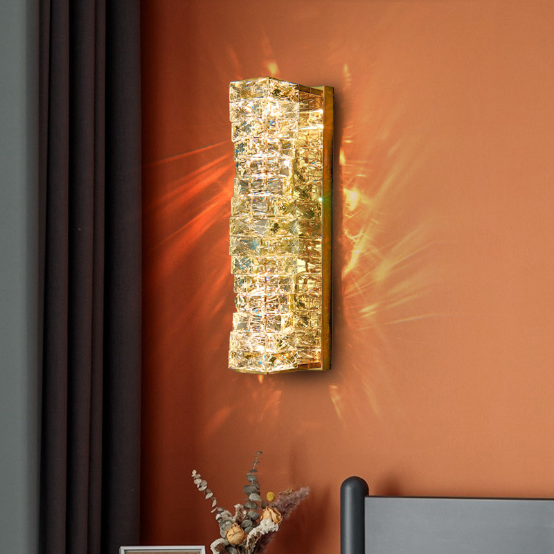 Настенный светильник CARE WALL H45 Gold от ImperiumLoft