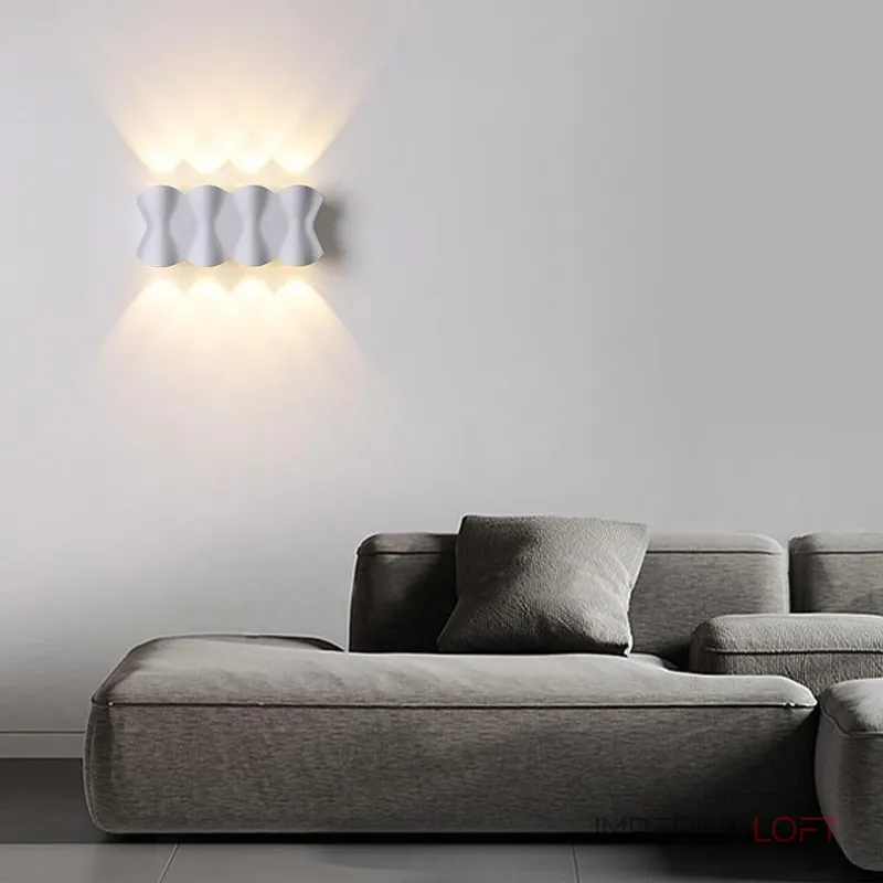 Настенный светильник HUBERT L11 White