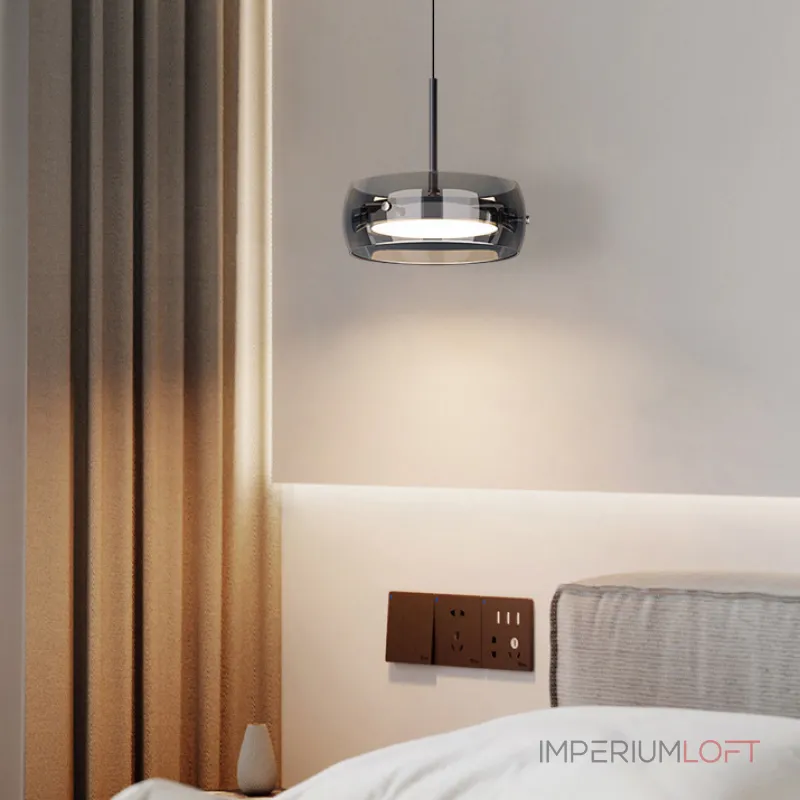 Серия подвесных светодиодных светильников с дисковидным металлическим корпусом, обрамленным стеклянным обручем SCOTT ONE L3 на диске