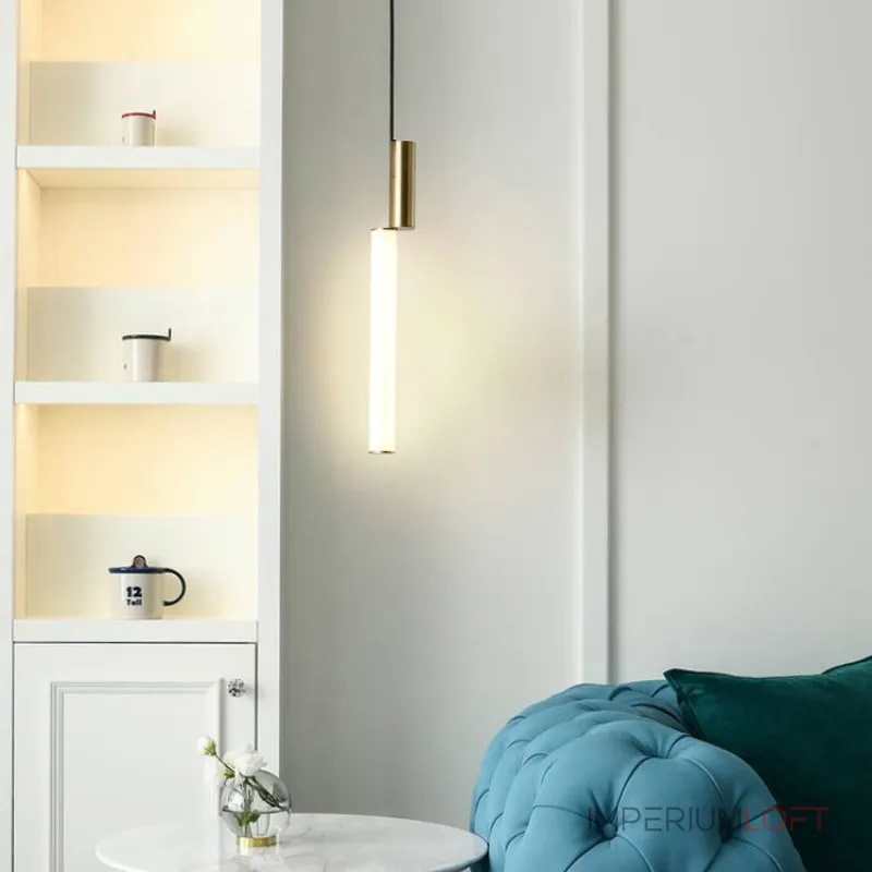 Серия подвесных светильников в виде светодиодных стержней на цилиндрическом основании из латуни TOSSENE H60