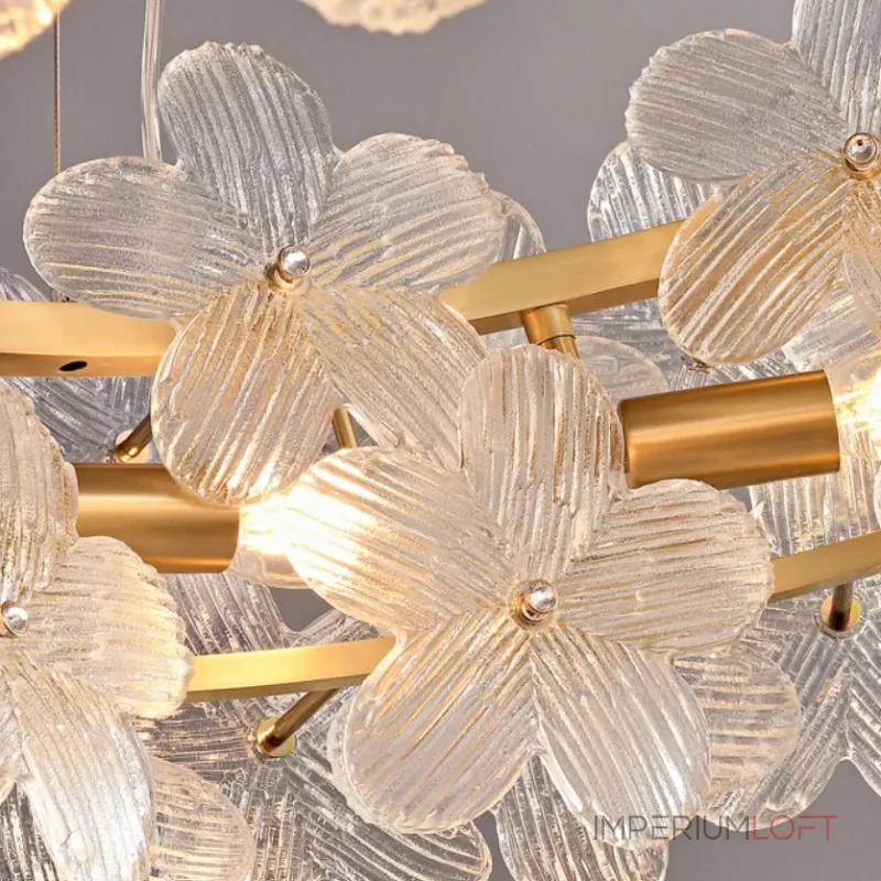 Серия люстр с цветочным декором из прозрачного и окрашенного стекла на кольцевом латунном каркасе TOTTI LUX D80 от ImperiumLoft Серия люстр с цветочным декором из прозрачного и окрашенного стекла на кольцевом латунном каркасе TOTTI LUX D80 от ImperiumLoft