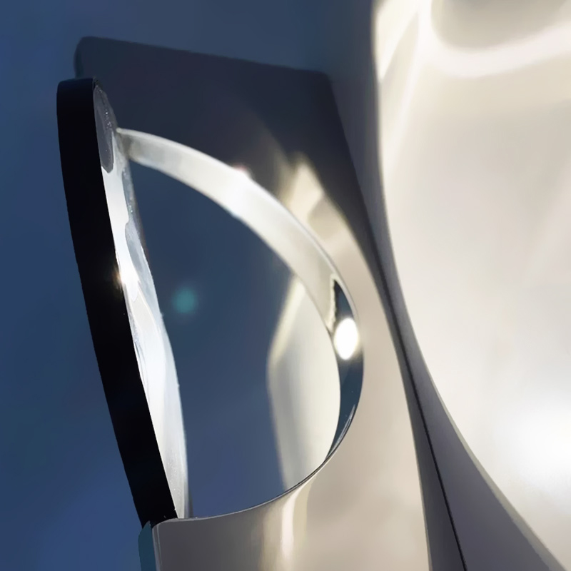 Серия интерьерных настенных светильников, создающих оригинальные световые эффекты за счет поворотного рассеивателя FRIPPE C Silver Серия интерьерных настенных светильников, создающих оригинальные световые эффекты за счет поворотного рассеивателя FRIPPE C Silver