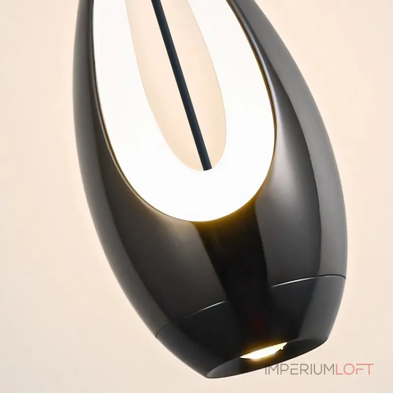 Серия подвесных светильников оригинальной формы с LED-подсветкой по внутреннему контуру и направленным вниз линзированным источников света CAJUS Black