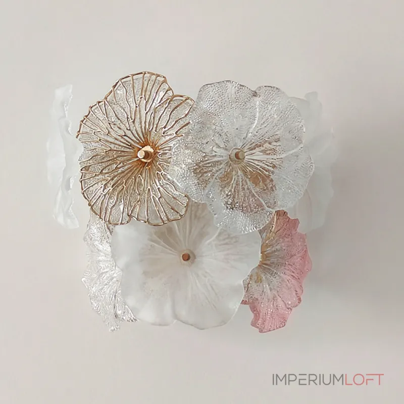 Серия настенных светильников с цветочным декором из металла, прозрачного, матового и градиентно окрашенного стекла ручной работы IVET WALL Purple