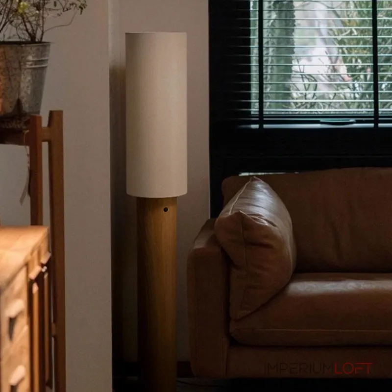 Серия торшеров с выключателем на цилиндрическим основании из высококачественной древесины и текстильным плафоном SMOT Light Brown от ImperiumLoft Серия торшеров с выключателем на цилиндрическим основании из высококачественной древесины и текстильным плафоном SMOT Light Brown от ImperiumLoft