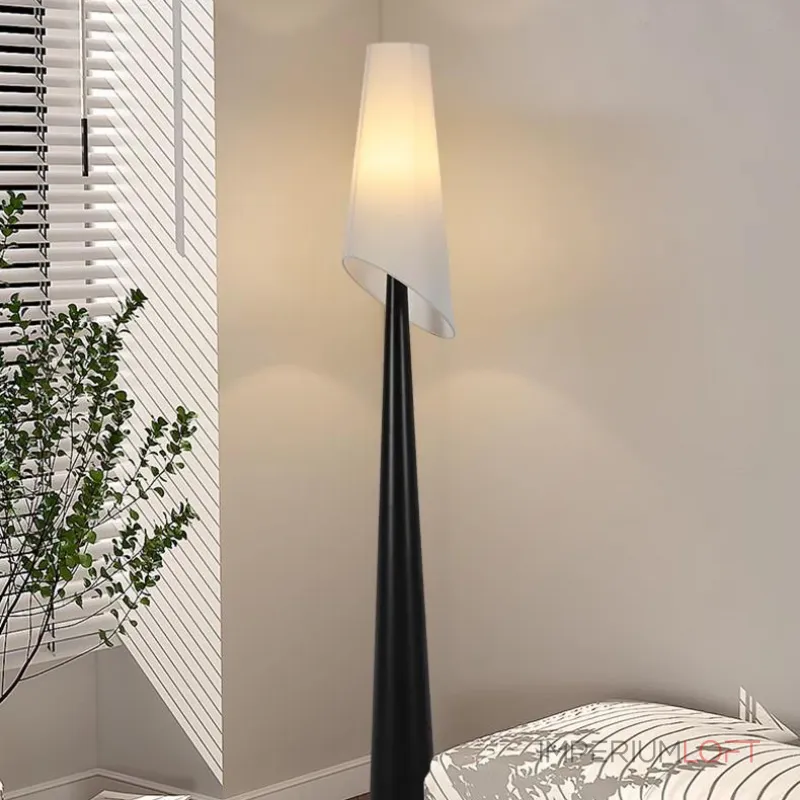 Серия торшеров с коническим корпусом из высококачественной древесины и асимметричным текстильным плафоном VALE Dark Brown от ImperiumLoft Серия торшеров с коническим корпусом из высококачественной древесины и асимметричным текстильным плафоном VALE Dark Brown от ImperiumLoft