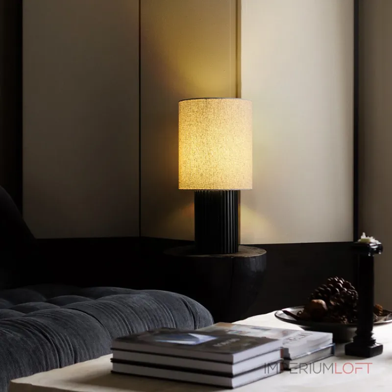 Серия настольных ламп с рельефным корпусом из высококачественной древесины разных оттенков и текстильным плафоном цилиндрической формы EUGEN Dark Brown от ImperiumLoft Серия настольных ламп с рельефным корпусом из высококачественной древесины разных оттенков и текстильным плафоном цилиндрической формы EUGEN Dark Brown от ImperiumLoft