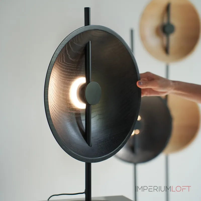 Серия настольных ламп с плафоном в виде вогнутого диска из дерева с LED подсветкой DELANO WOOD TAB Black от ImperiumLoft Серия настольных ламп с плафоном в виде вогнутого диска из дерева с LED подсветкой DELANO WOOD TAB Black от ImperiumLoft