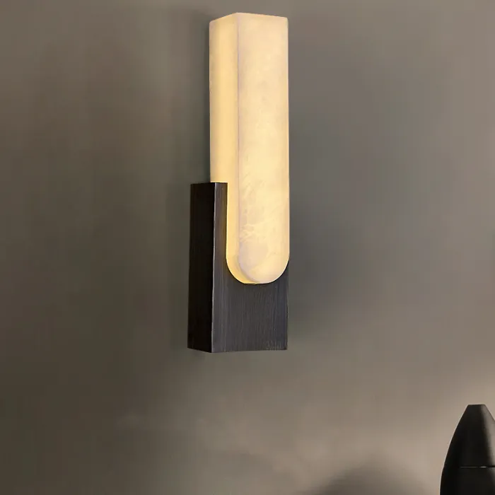 Настенный светодиодный светильник с прямоугольным плафоном из мрамора MIRCA B Bronze от ImperiumLoft