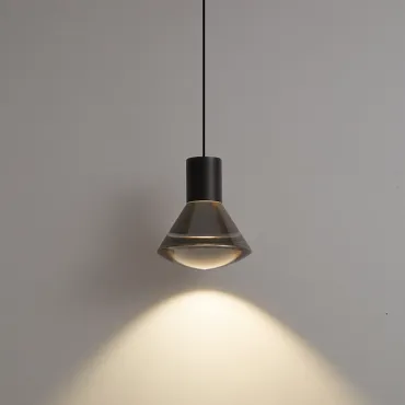 Серия подвесных светодиодных светильников с рассеивателями из цельного акрила цилиндрической и конической формы LEIF А Black