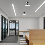Точечный светодиодный светильник SKOLL Black Трехцветный свет от ImperiumLoft