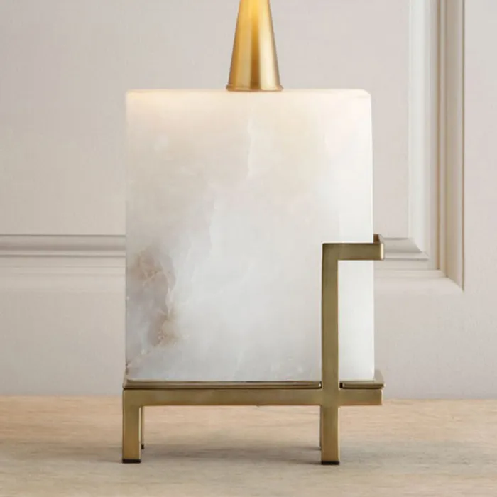 Настольная лампа Art-Deco White marble Lamp от ImperiumLoft