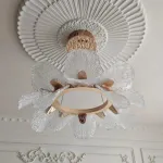 Кольцевая светодиодная люстра c рассеивателями в виде цветов из фактурного акрила PAULIN D120 от ImperiumLoft