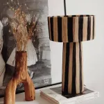Настольная лампа LOVOND ROTTAN B D37  из ротанга