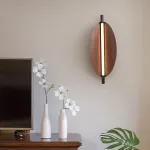 Настенный светильник LOVOND GLOW H68 с деревянным плафоном