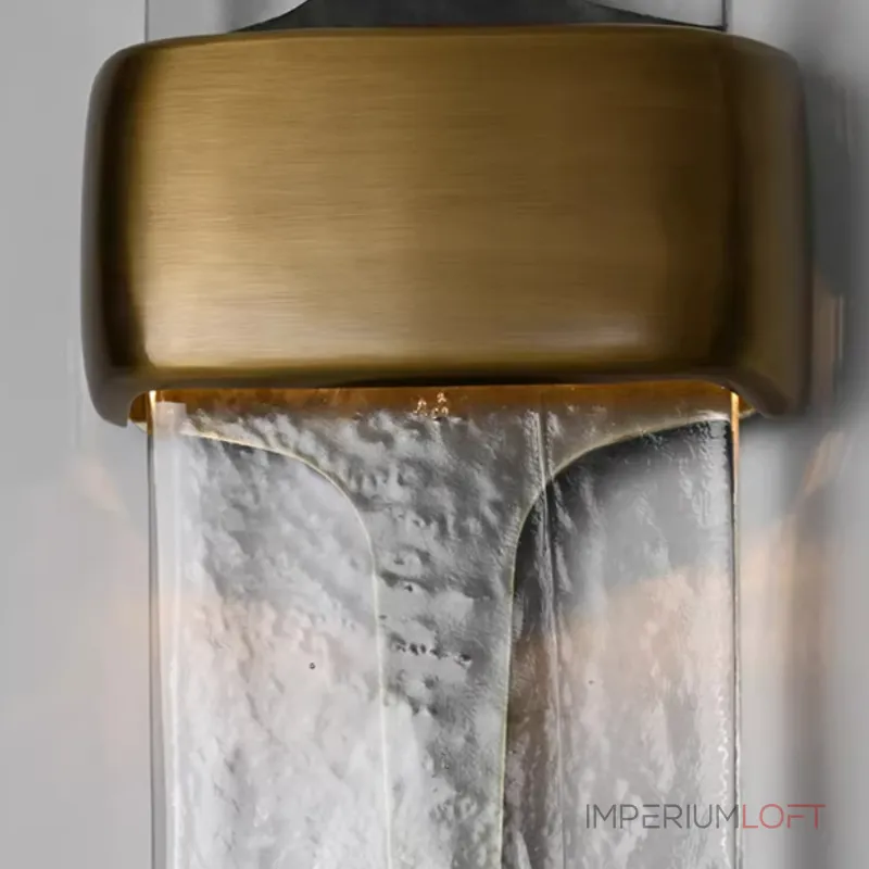 Настенный светильник LOVOND VESTA Gold с фактурным стеклянным плафоном