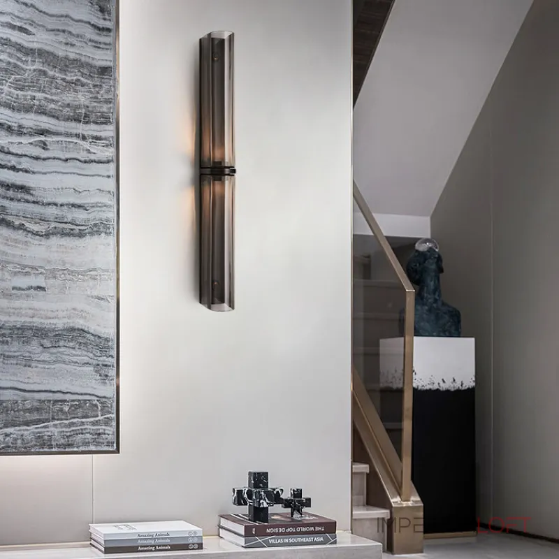 Настенный светильник LOVOND SLIM B P2 лаконичной формы