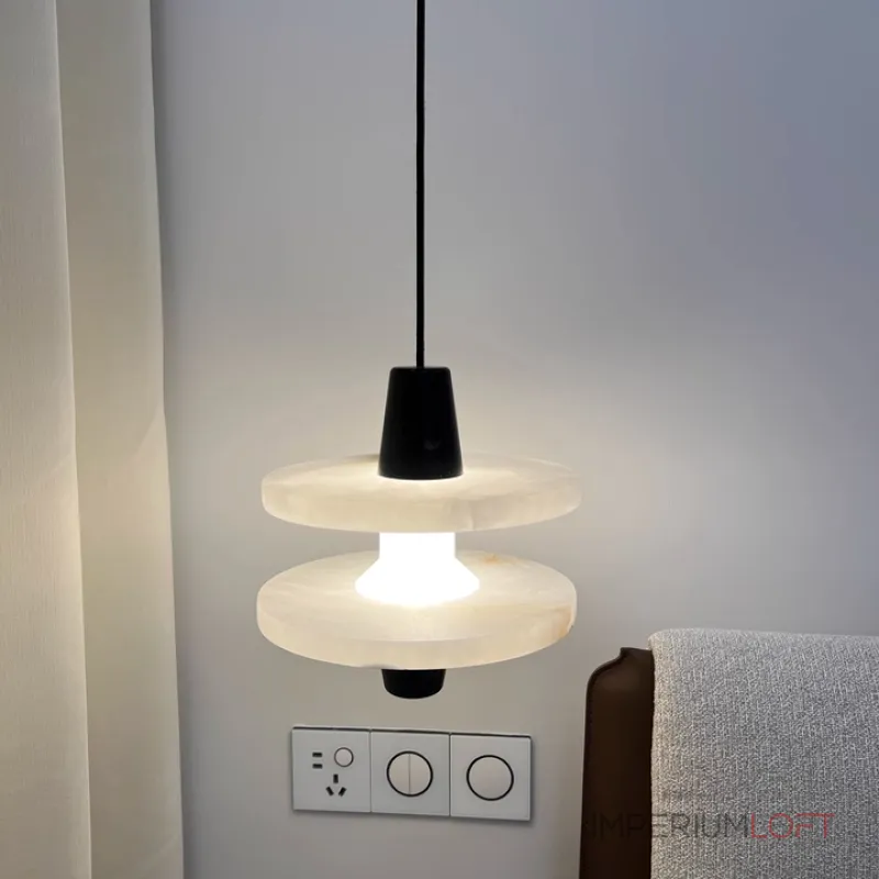 Люстра LOVOND LUPA Black с мраморным плафоном