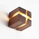Настенный светильник KONOHA CUBE A Dark Brown с выключателем и вставками из смолы