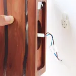 Настенный светильник KONOHA RECT Pine H24 с проводом и вставками из смолы