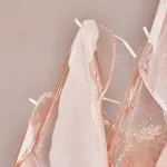 Люстра Veiled Light Pink D55 со стеклянными лепестками