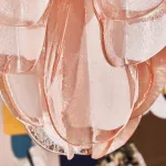 Люстра Veiled Light Pink D55 со стеклянными лепестками