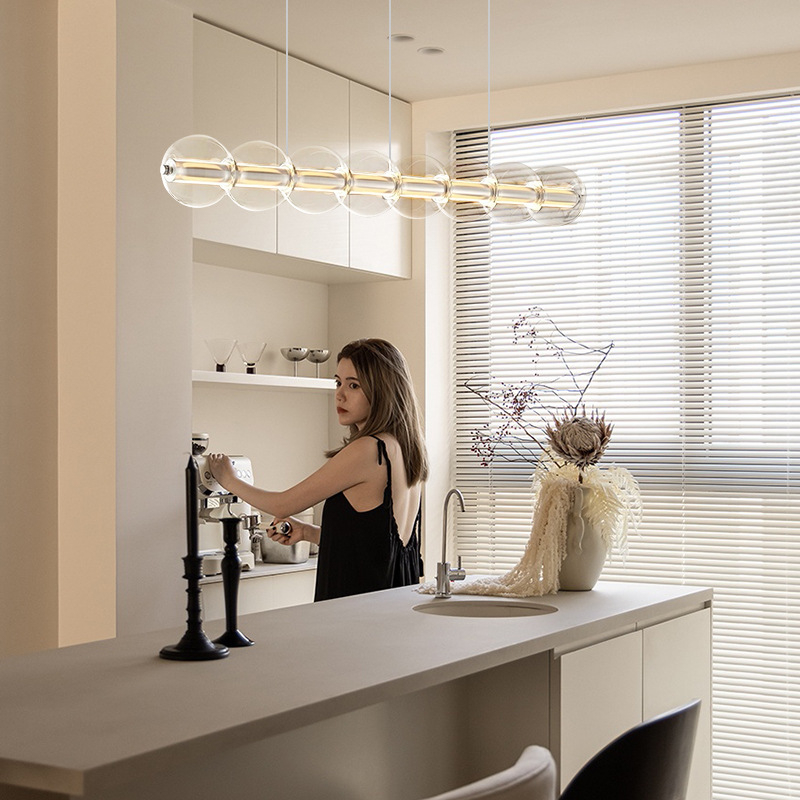 Подвесной светильник LUCE SFERICA L124 со стеклянными шарами Подвесной светильник LUCE SFERICA L124 со стеклянными шарами