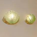 Настенный светильник Glass Shell Green в форме ракушки