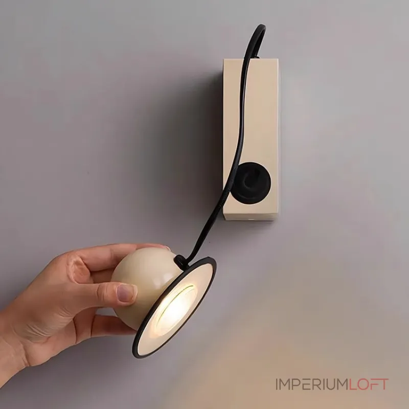 Настенный светильник MINIBOX White в оригинальном дизайне