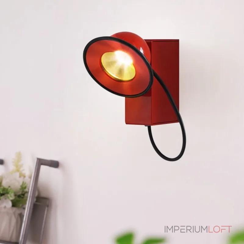 Настенный светильник MINIBOX Red в оригинальном дизайне