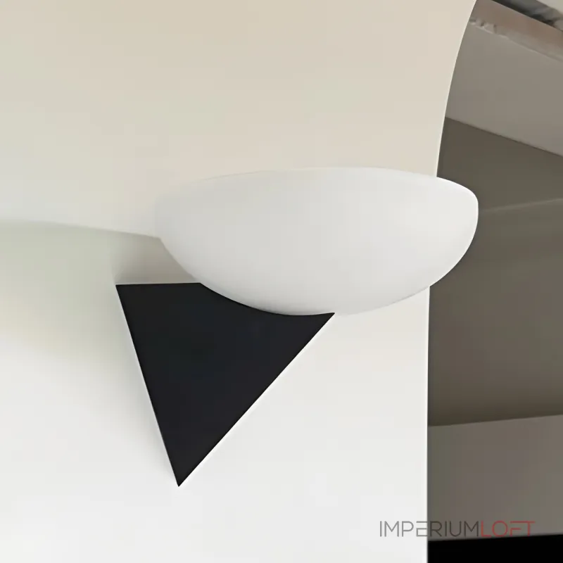 Настенный светильник TriLight White 3000K со стеклянными плафонами