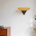 Настенный светильник TriLight Yellow 3000K со стеклянными плафонами