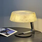 Настольная лампа Sleek Marble с мраморным плафоном от Vinsa