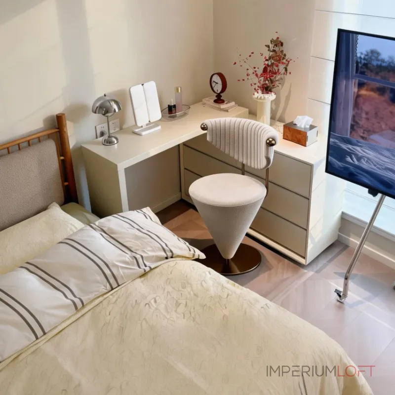 Интерьерное поворотное кресло ConeTwist B из вельвета оригинальной формы от LaLume