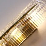 Настенный светильник Elegant Vein Gold H40 с фактурным стеклянным плафоном от Vinsa