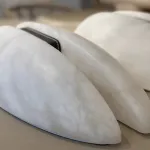 Настенный светильник Split Marble с плафонами из мрамора от VINSA