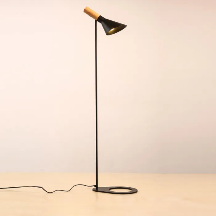 Торшер AJ Floor by Arne Jacobsen for Louis Poulsen Black от ImperiumLoft