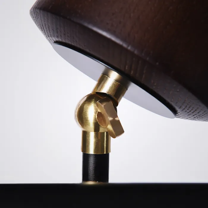 Подвесной реечный светильник CONNY L7 Light brown ball от ImperiumLoft