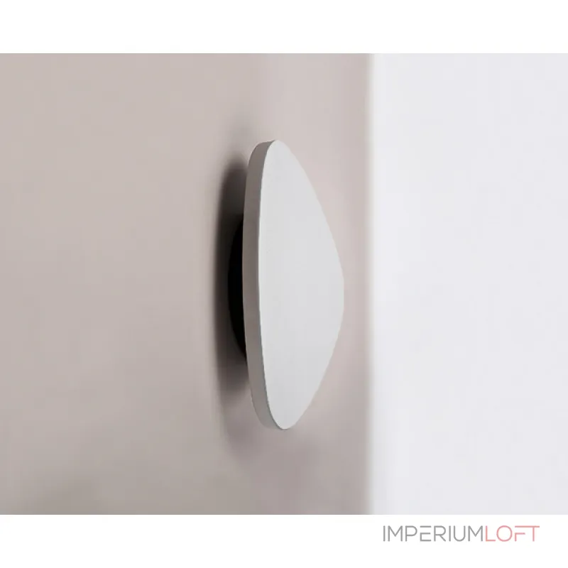 Светильник настенный IT02-014 white