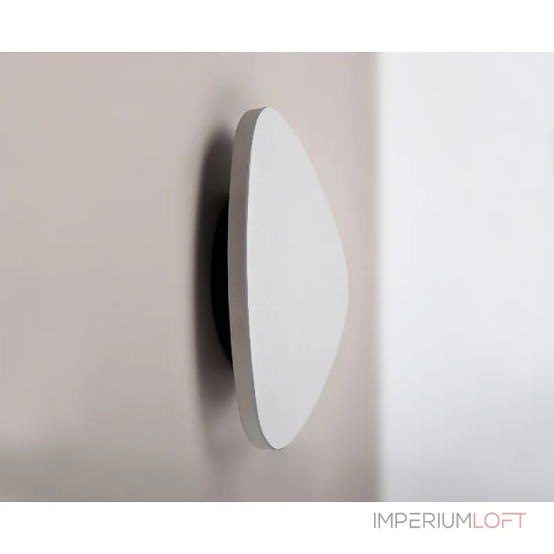 Светильник настенный IT02-015 white