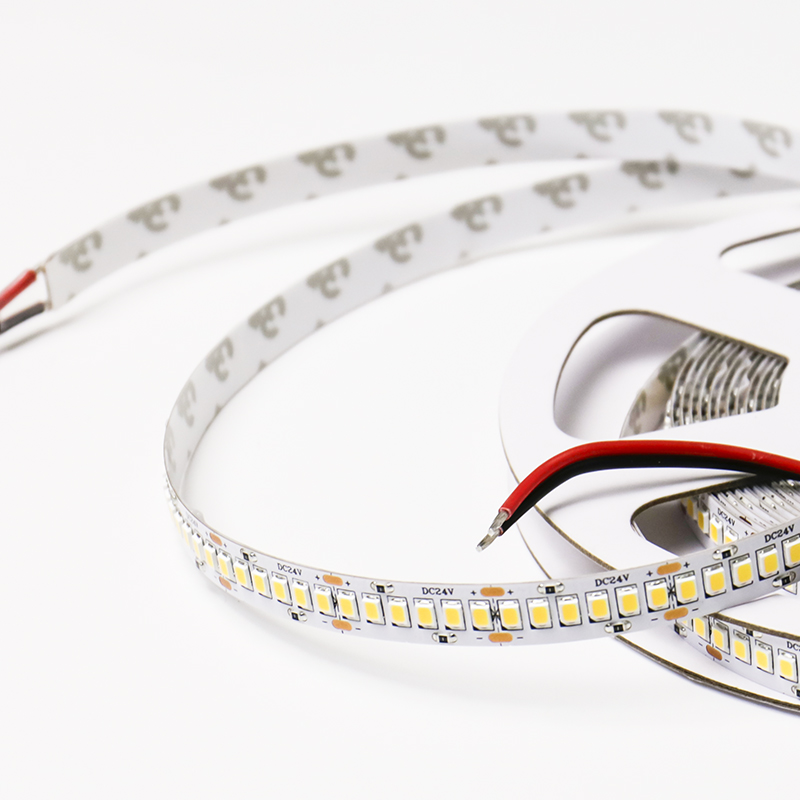 Светодиодная лента SWG Standard, 2835, 240 LED/м, 20 Вт/м, 24В , IP20, SWG2240-24-20-NW-M Светодиодная лента SWG Standard, 2835, 240 LED/м, 20 Вт/м, 24В , IP20, SWG2240-24-20-NW-M