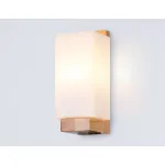 Настенный светильник со сменной лампой Ambrella TRADITIONAL TR83122