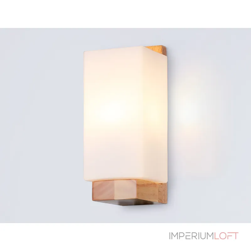 Настенный светильник со сменной лампой Ambrella TRADITIONAL TR83122