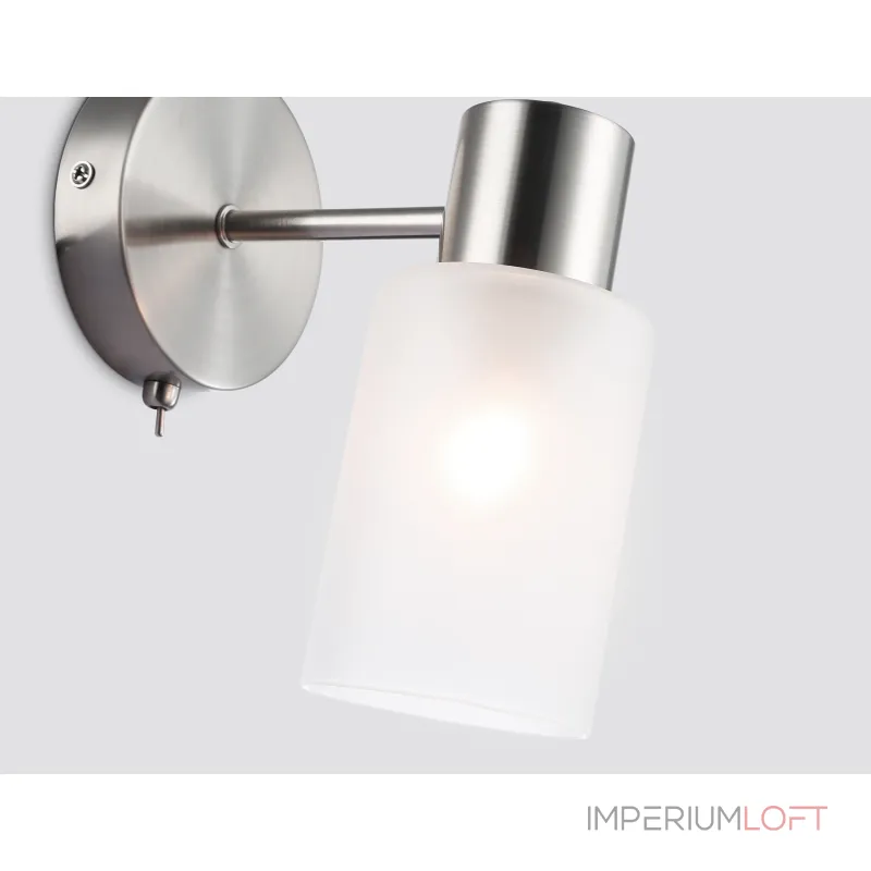 Настенный светильник с выключателем на корпусе Ambrella TRADITIONAL TR9578 Настенный светильник с выключателем на корпусе Ambrella TRADITIONAL TR9578