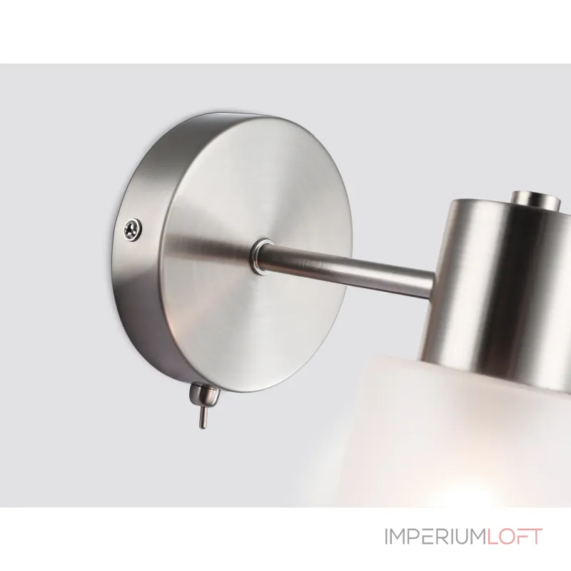 Настенный светильник с выключателем на корпусе Ambrella TRADITIONAL TR9578 Настенный светильник с выключателем на корпусе Ambrella TRADITIONAL TR9578