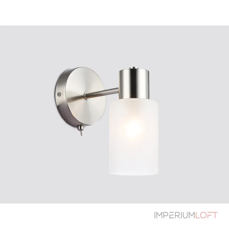 Настенный светильник с выключателем на корпусе Ambrella TRADITIONAL TR9578 Настенный светильник с выключателем на корпусе Ambrella TRADITIONAL TR9578