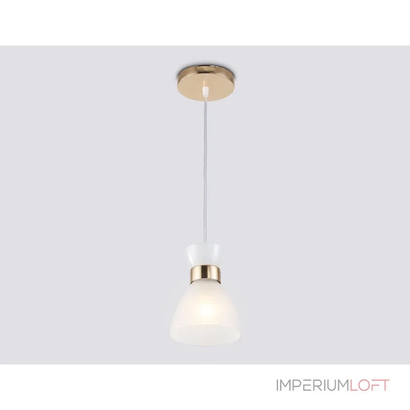 Светильник подвесной со стеклянным плафоном Ambrella TRADITIONAL TR3401 Светильник подвесной со стеклянным плафоном Ambrella TRADITIONAL TR3401