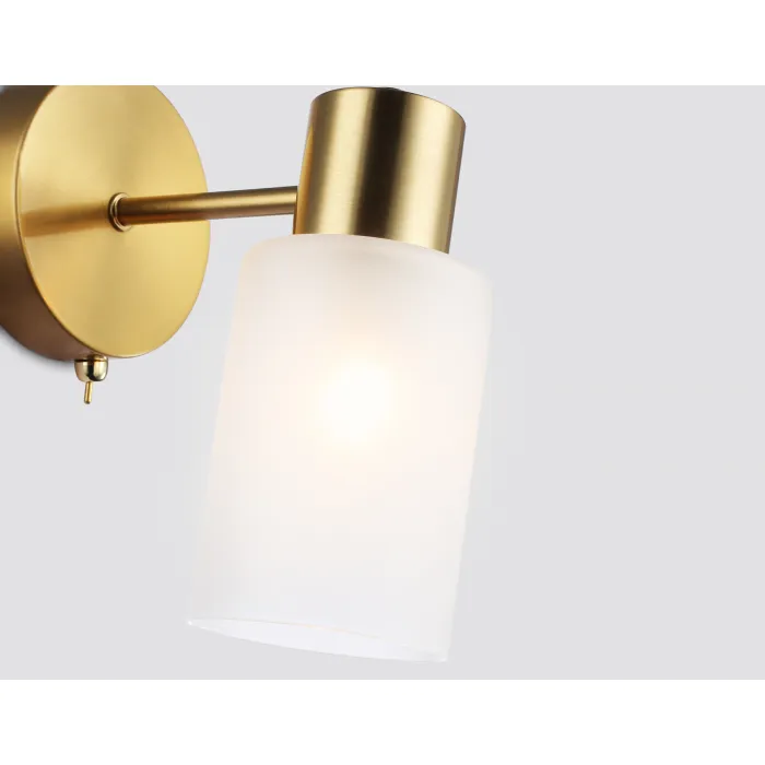 Настенный светильник с выключателем на корпусе Ambrella TRADITIONAL TR9586 от ImperiumLoft