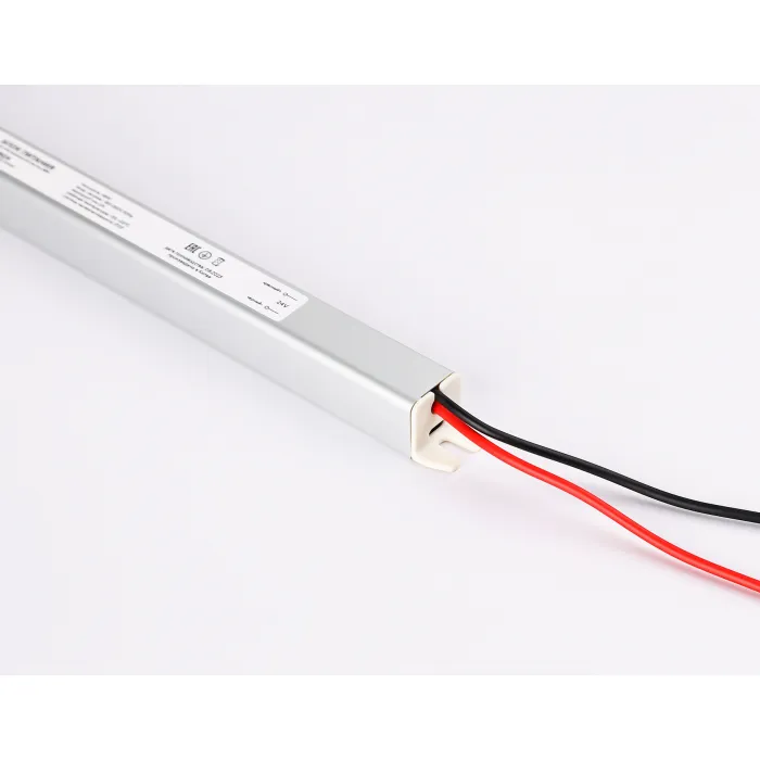 Блок питания ультратонкий для светодиодной ленты Ambrella ILLUMINATION GS8624 от ImperiumLoft