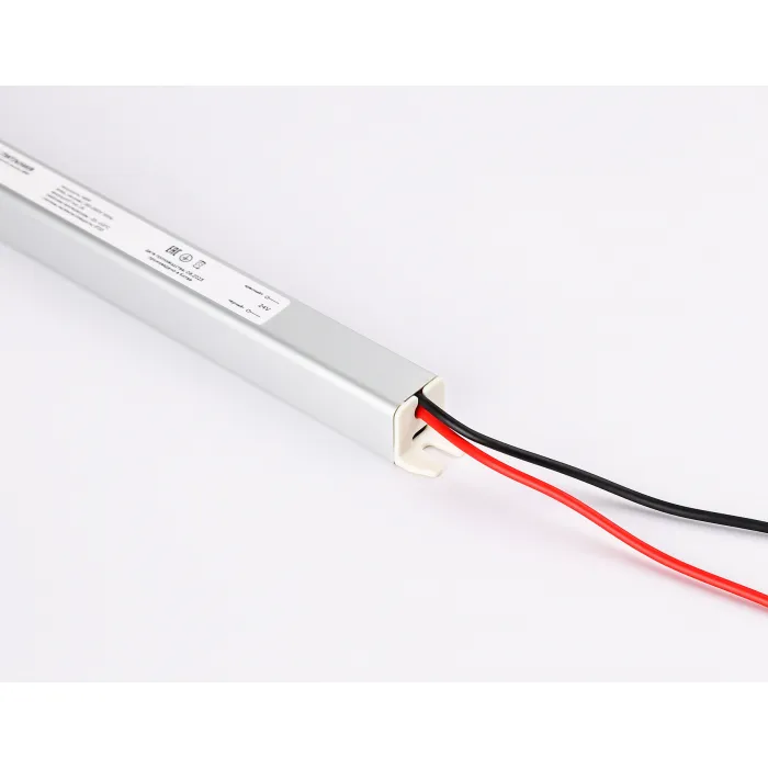 Блок питания ультратонкий для светодиодной ленты Ambrella ILLUMINATION GS8626 от ImperiumLoft